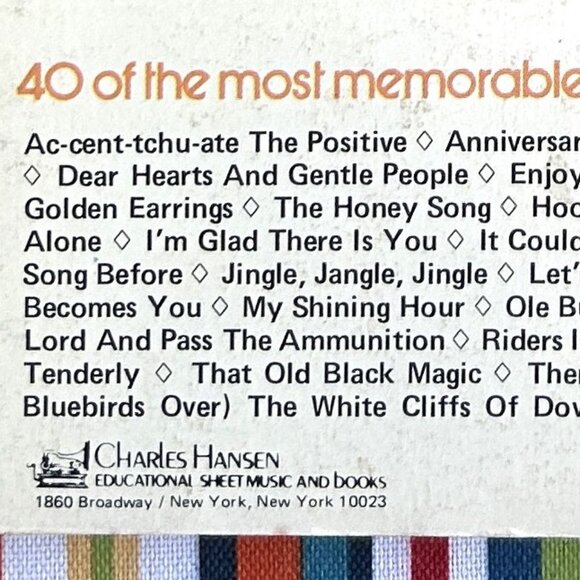 Greatest Hits of the 40's Music Book - Picture 3 of 4